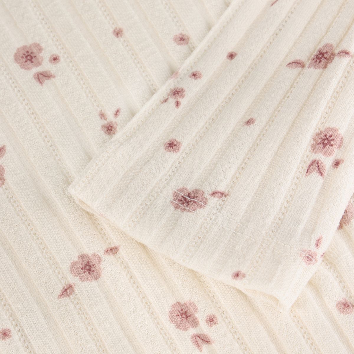 En Fant Genser Pearled Ivory Flower
